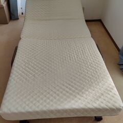 シングルサイズベッド （折り畳み）