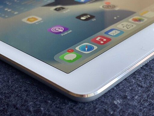 iPad air 2 silver Wi-Fi 32GB バッテリー100% 311 iPad air 2 silver Wi-Fi 32GB バッテリー100% 311