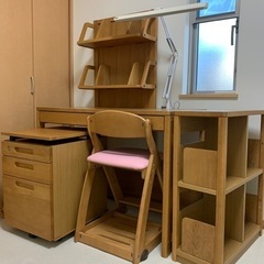 学習机　イトーキ