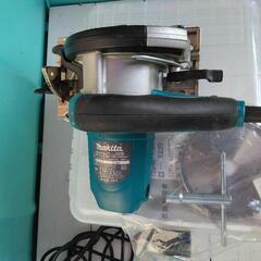 マキタ丸ノコ125です。ほとんど使用してないです