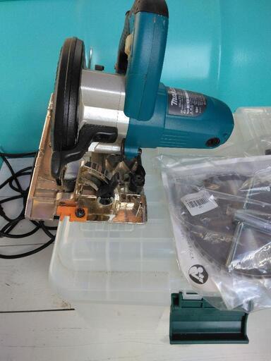 マキタ丸ノコ125です。ほとんど使用してないです - その他 