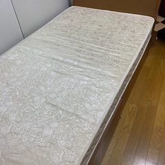 シングルベッド🛏️硬めのポケットコイルマットレス引き出し付