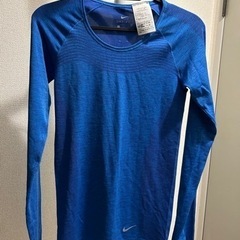 未使用品　トレーニングウェア　NIKE