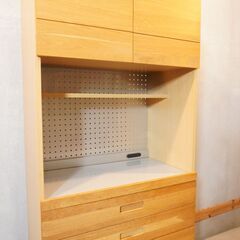 人気のunico(ウニコ)よりHUTTE(ヒュッテ)シリーズ のキッチンボード