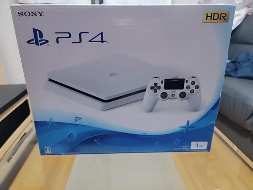 ホワイトPS4　1TB　メリクリで５千円値引きしました
