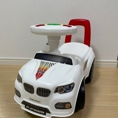 足蹴り車　西松屋　サウンドレーサー　手押し車