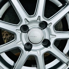 受け渡し者決まりました‼️165/70R14 スタッドレス4本セット