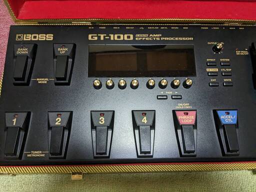 BOSS　エフェクター　GT-100