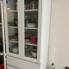 IKEA 食器棚