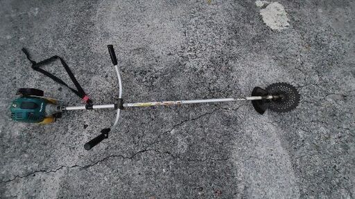 マキタの草刈機