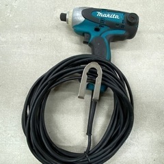 🌲【電動工具】makita インパクトドライバ 6955 コード...