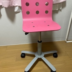 IKEA 昇降　椅子　ピンク