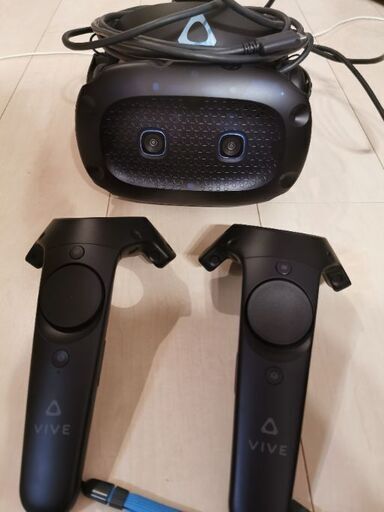 【ほぼ新品】HTC VIVE Cosmos elite HMD コントローラーのみ