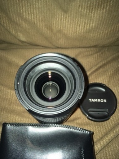 レンズ Tamron 28-75mm f2.8 Di lll RXD