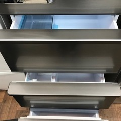 AQUA 4ドア冷蔵庫　2022年製