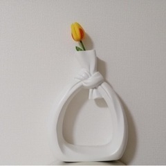 　花瓶　白