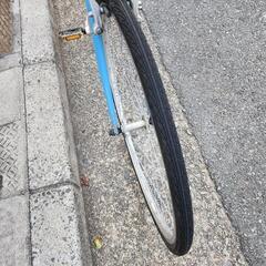 👉👉　クロスバイク　ＷＥＥＤＥＮＤ　ＢＩＫＥ　７００ｘ２８ｃ　フレーム　アルミ　７変速　配達可能