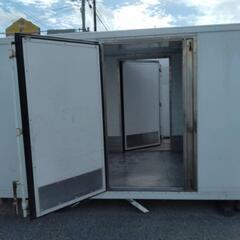 香取市】左右に横扉付き 保冷コンテナ (No.Y-328) 長さ約352cm×幅181cm