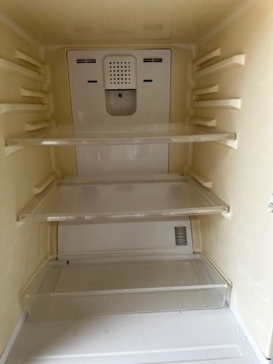 ハイアール　2015年式2ドア式冷蔵庫　お手頃に入手したい方に　T-GARAGE