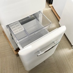 【新品同様‼️】定価59,800円♪ e angle(エディオン) 2022年製 149Lノンフロン冷凍冷蔵庫 レトロ調 