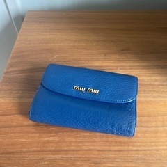 MIUMIU 財布