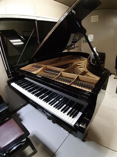 グランドピアノ ヤマハG3  2本ペダル