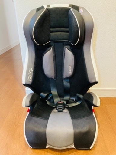 【お取引中】コンビジョイトリップチャイルドシート　CY-GSA
