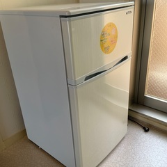 ⭐️2019年製　96リットル　新しめの一人暮らしにピッタリ冷蔵庫⭐️
