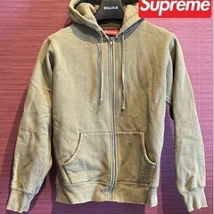 Supreme シュプリーム　パーカー