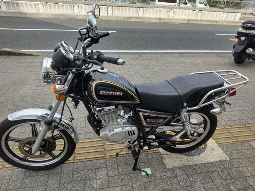 GN125－2F 燃料計・大型キャリア付モデル・マフラー