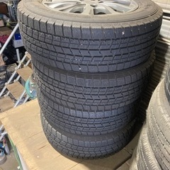 GOOD YEAR スタッドレスタイヤ 205/65R16 95Q