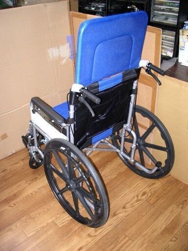 自走式車椅子　リクライニング可能　未使用品