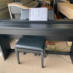 中古美品2020年製CASIO(カシオ) 88鍵盤 電子ピアノ Privia PX-770BK ブラックウッド調