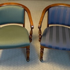 肘掛け椅子（ブルー系）コスガ