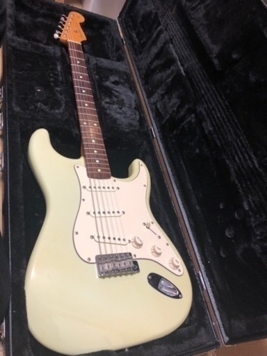 エレキギター　fender 決定