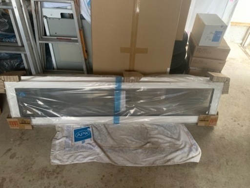 YKKAP APW330 樹脂サッシ　FIX窓