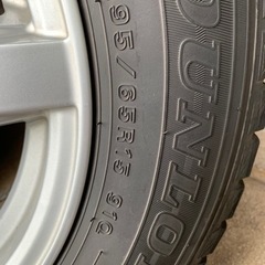 値下げしました‼️‼️ スタッドレスタイヤ　15インチ