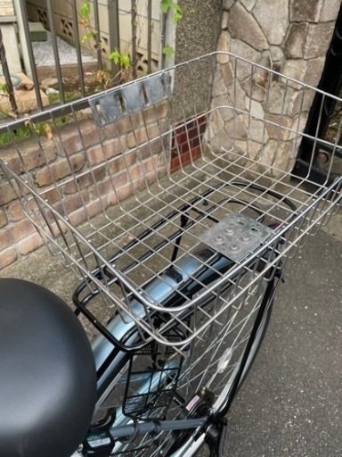 自転車 27インチ シルバー 鍵付き 6段変速 ママチャリ かご付き カゴ