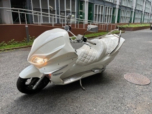【HONDA フォルツァ】mf08 フルエアロカスタム　オールホワスピーカー2発