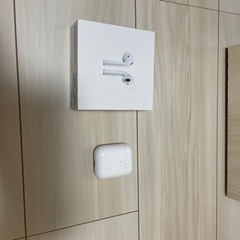AirPods with wireless Charging Case