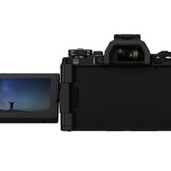 OLYMPUS ミラーレス一眼カメラ OM-D E-M5 MarkII ブラッ