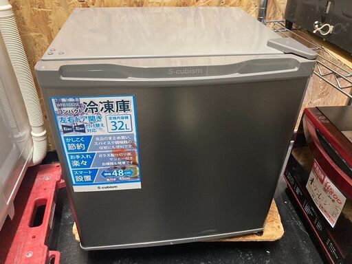 ☆中古￥7,000！【店長おすすめ！】エスキュービズム　32㍑1ドア冷蔵庫　家電　2017年製　WFR-1032SL型　幅48㎝ｘ奥行45㎝ｘ高さ50㎝　【BI128】