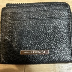 再出品アルマーニエクスチェンジ　カードケース　中古