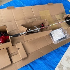 【新品・未使用品】新ダイワ 肩掛式刈払機 SSR2201-2T