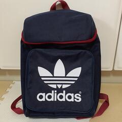 adidasリュック