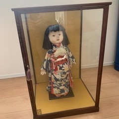 日本人形2体　ガラスケース付き
