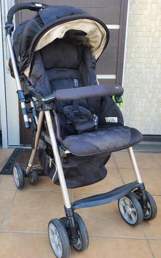 【現在交渉中】グランパセオ ベビーカー combi