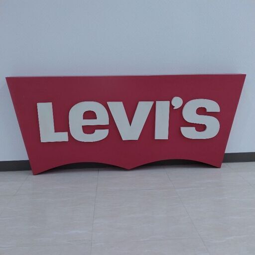 特大！  LEVI'S   看板