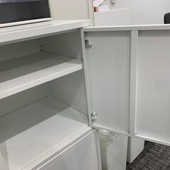 残り２つ：IKEA HÄLLAN ヘッラン 収納コンビネーション 扉付 