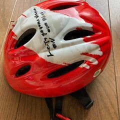 自転車用ヘルメット　赤色　子供